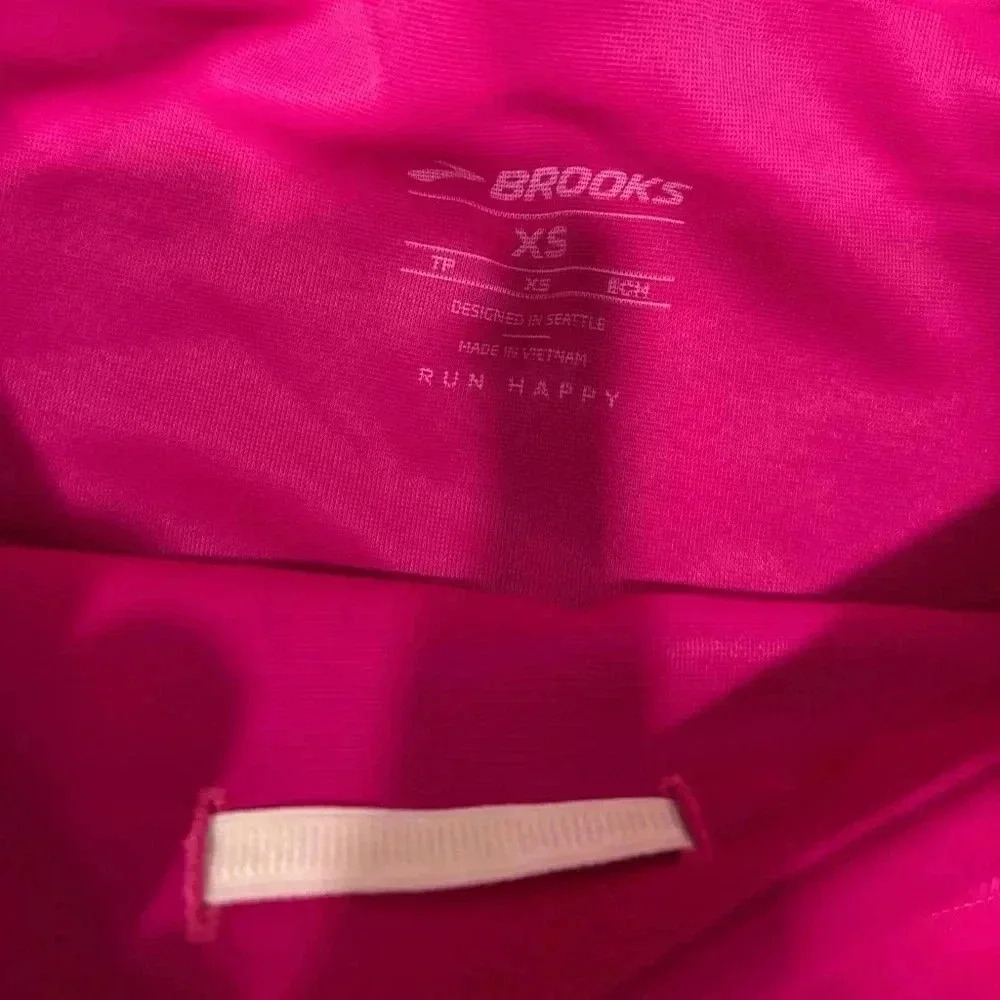 Brooks Women’s Method 8” Shorts Tight Size XS - Picture 8 of 8